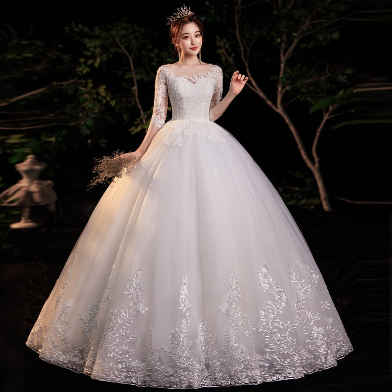 Half Sleeve Empire Illusion Wedding Dress For Pregnant Ball Gown 2023 Lace Embroidery