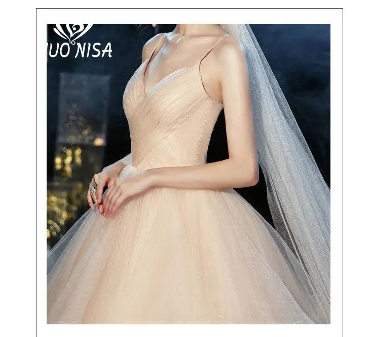 Wedding dress Sexy Deep V Neck Ball Gowns Spaghetti Straps Off White Champagne Tulle Bridal Dress