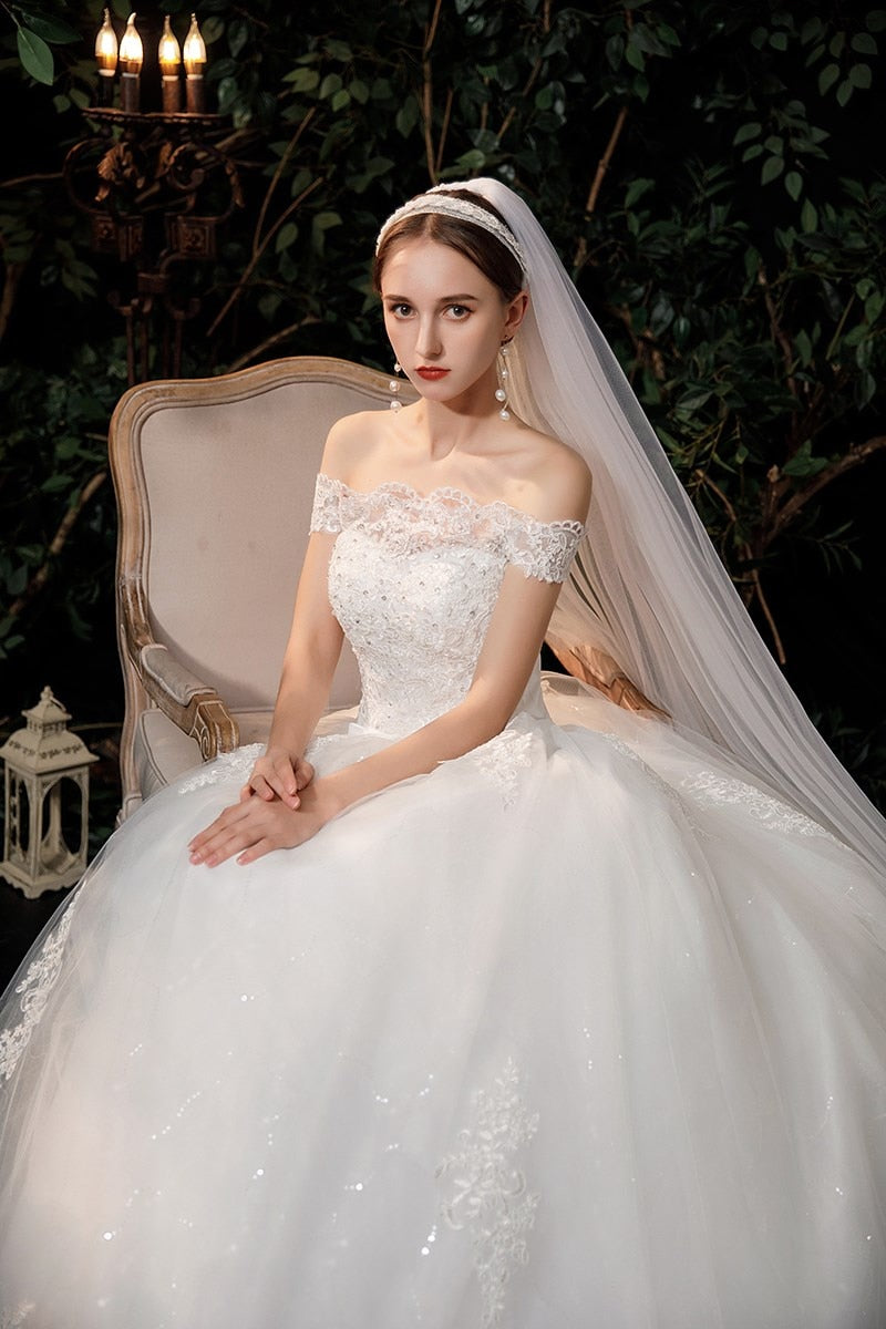 New Boat Neck Wedding Dress Sweep Brush Train Ball Gown Bridal Dress Lace Up Wedding Gowns Vestidos De Novia