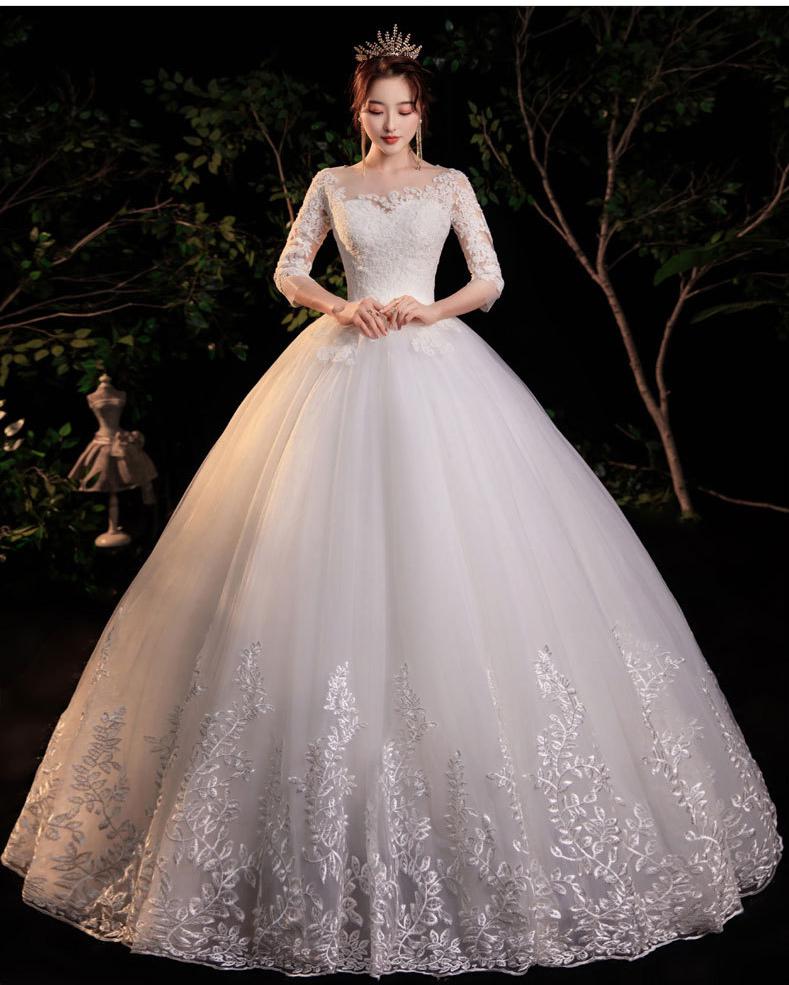 Half Sleeve Empire Illusion Wedding Dress For Pregnant Ball Gown 2023 Lace Embroidery