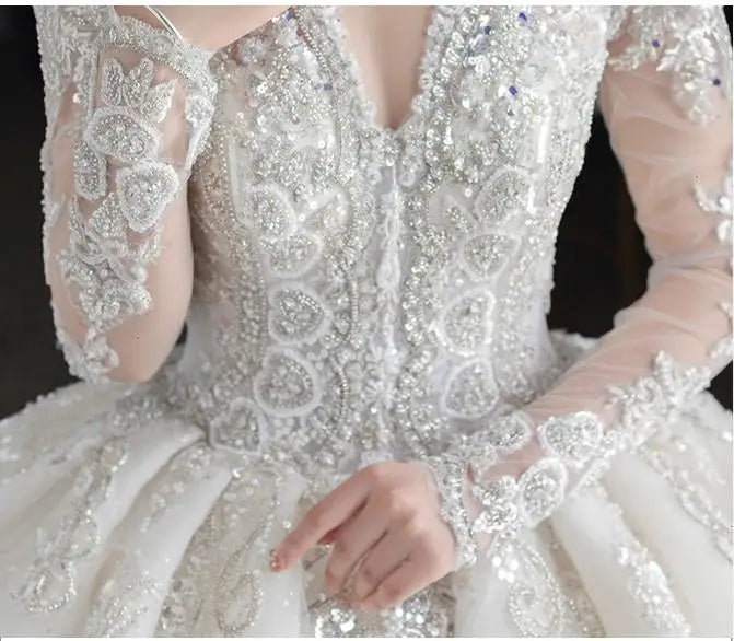 Luxury Bedading Long Sleeve Winter Wedding Dress V Neck