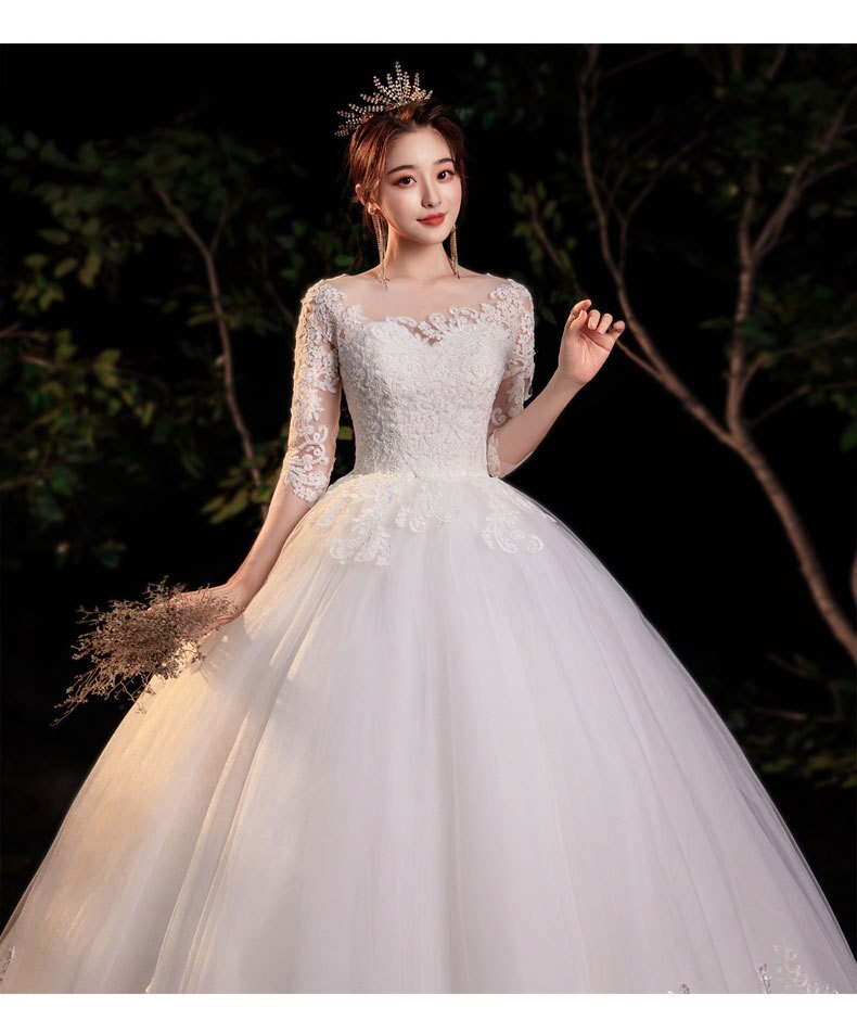 Half Sleeve Empire Illusion Wedding Dress For Pregnant Ball Gown 2023 Lace Embroidery