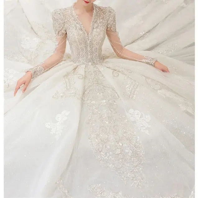 Gorgeous V Neck Illusion Full Sleeve Shining Beaded Crystal Lace Applique Wedding Party Bridal Gowns