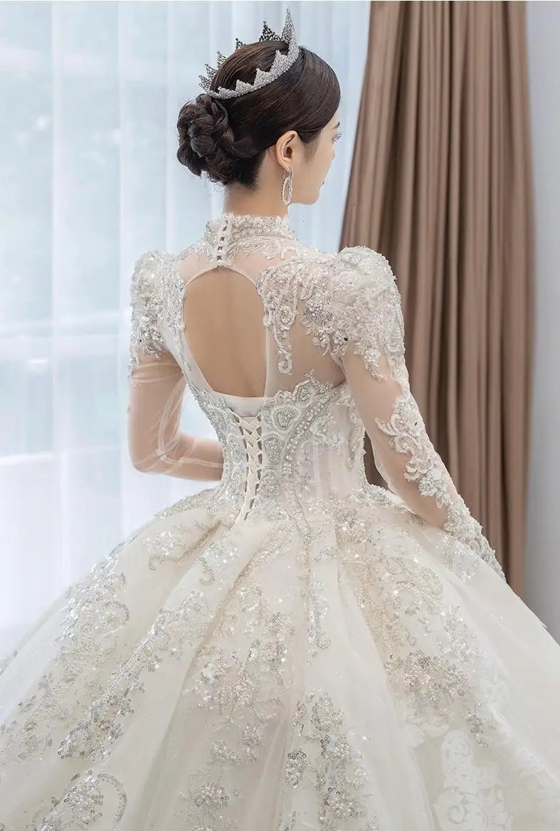Luxury Bedading Long Sleeve Winter Wedding Dress V Neck