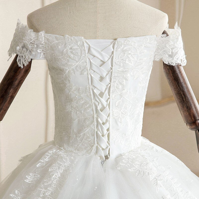 Boat Neck Lace 1m Train Lace Up Bridal Ball Gown