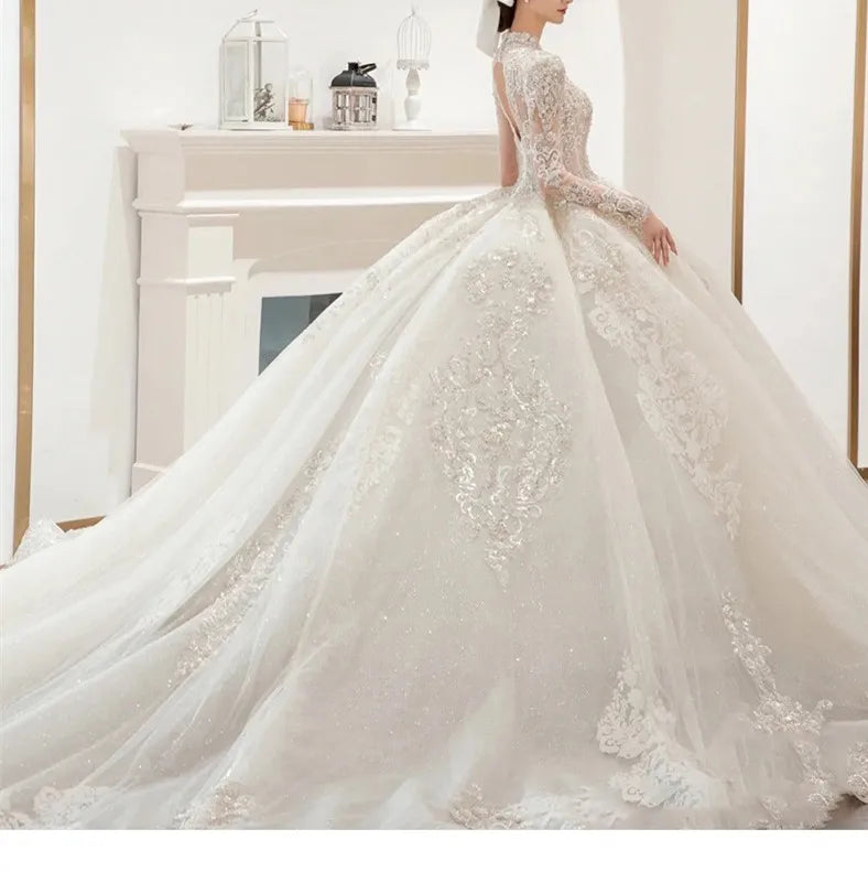 Gorgeous V Neck Illusion Full Sleeve Shining Beaded Crystal Lace Applique Wedding Party Bridal Gowns