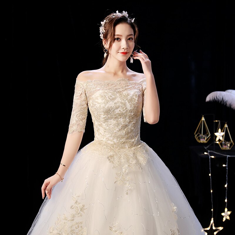 Elegant Boat Neck Sweep Train Princess Wedding Gowns Champagne Lace