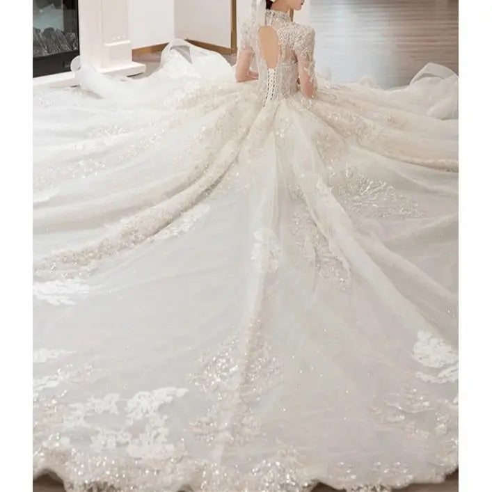 Gorgeous V Neck Illusion Full Sleeve Shining Beaded Crystal Lace Applique Wedding Party Bridal Gowns