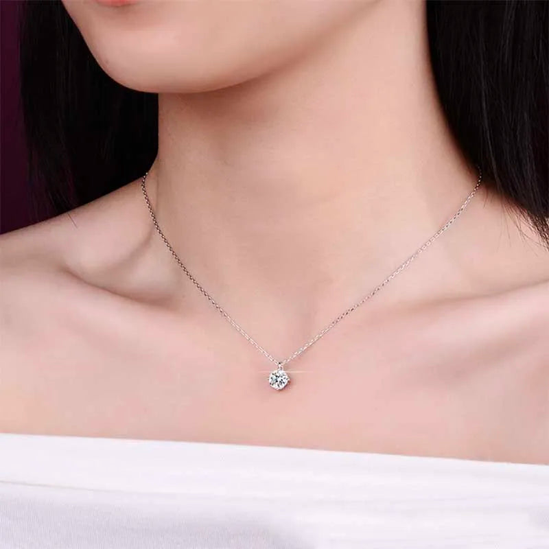 Trendy 925 Sterling Silver 1-3 Carat D Color Moissanite Pendant Necklace