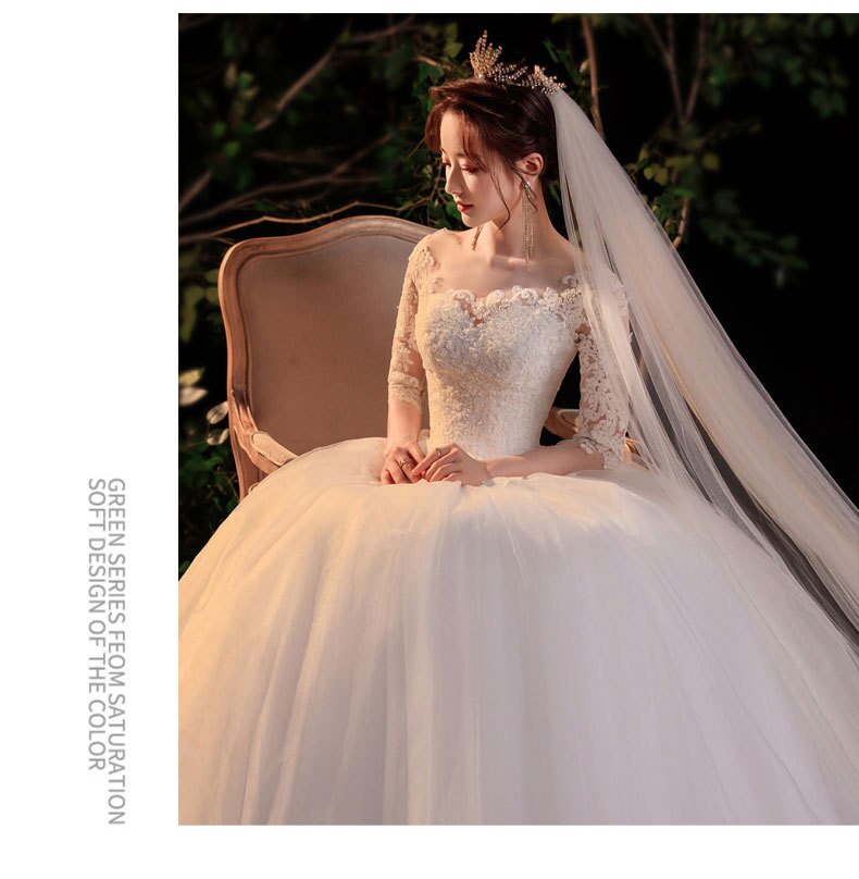 Half Sleeve Empire Illusion Wedding Dress For Pregnant Ball Gown 2023 Lace Embroidery