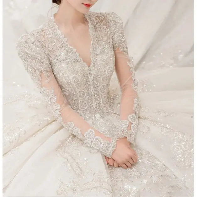 Gorgeous V Neck Illusion Full Sleeve Shining Beaded Crystal Lace Applique Wedding Party Bridal Gowns