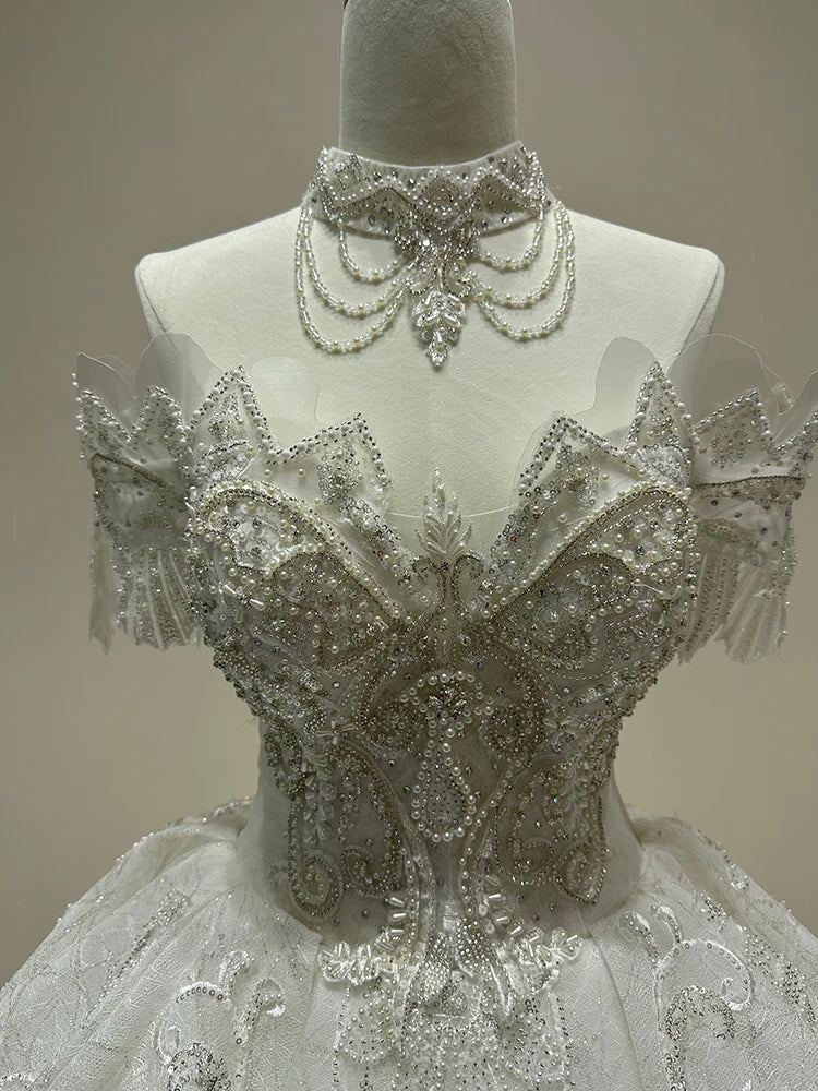 Luxury Boat Neck Wedding Dress Beading Lace Up Applique Bridal Dress Ball Gown