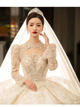 Load image into Gallery viewer, Winter Retro Vintage Wedding Dress For Bridals Long Sleeve Lace Appliques Beading Princess Ball Gown
