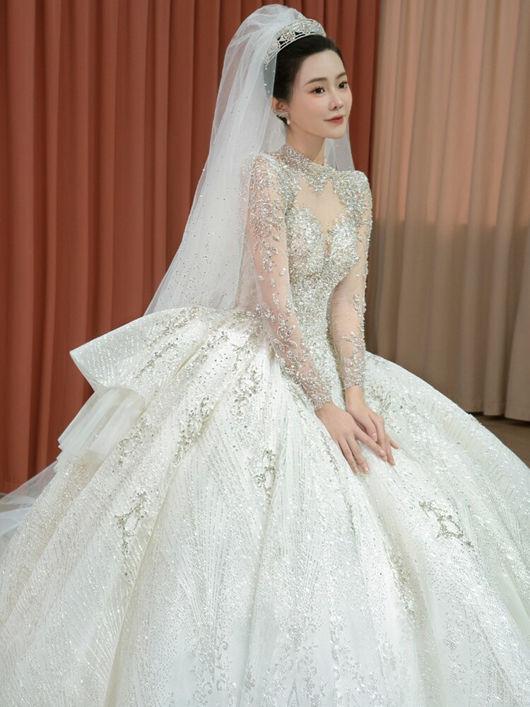 Luxury New O-neck Wedding Dress Long Sleeve Lace Applique Bridal Ball Gown Sweep Train