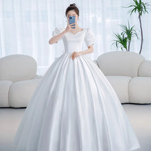 Load image into Gallery viewer, New Satin Simple Wedding Gown Shining Beading Slim Bridal Dress
