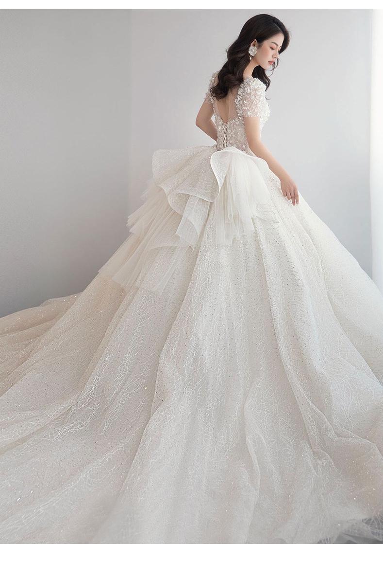 Luxury Short Sleeve Wedding Dress 2023 New Bridal Dress V Neck Beading Shinning Ball Gown Sweep Train