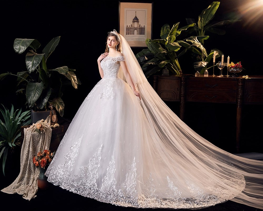 Wedding Dress Applique Plus Size Embroidery 2023 New Long Train Sweetheart Bride Dress