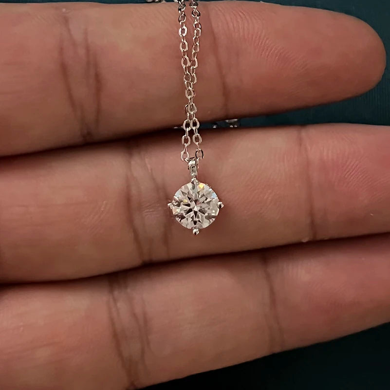 Trendy 925 Sterling Silver 1-3 Carat D Color Moissanite Pendant Necklace