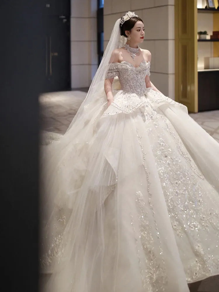 Luxury Wedding Dresses Witn Train Classic Boat Neck Wedding Ball Gown