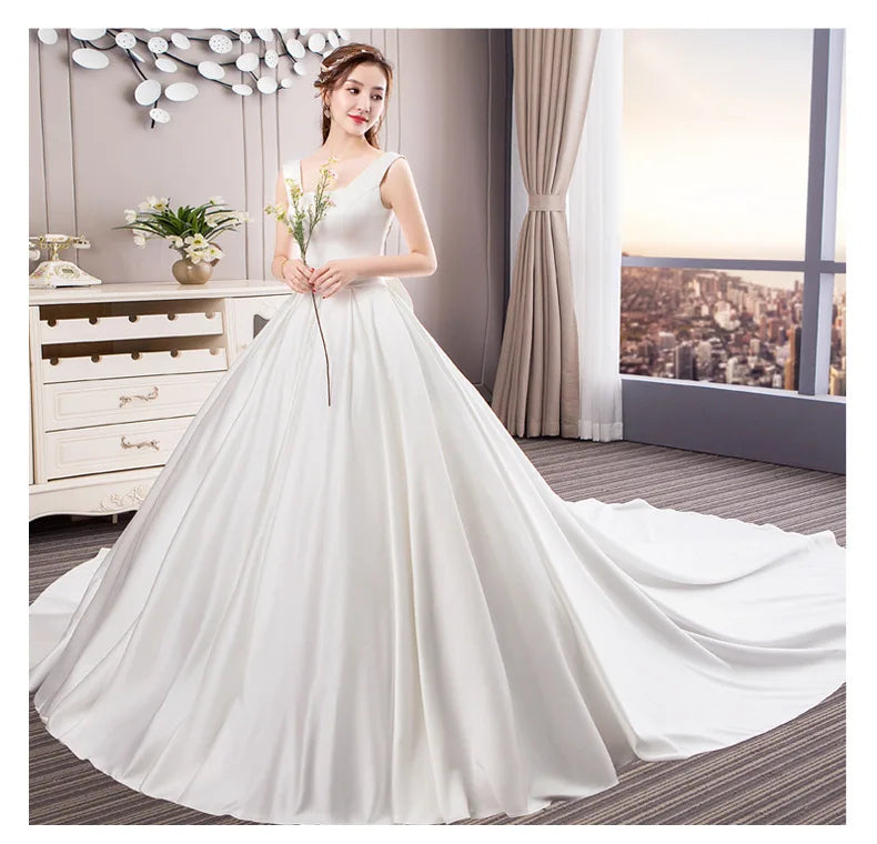 Vintage Square Collar Ball Gown Wedding Dresses Satin Simple Bride Dress With Bow Sleeveless