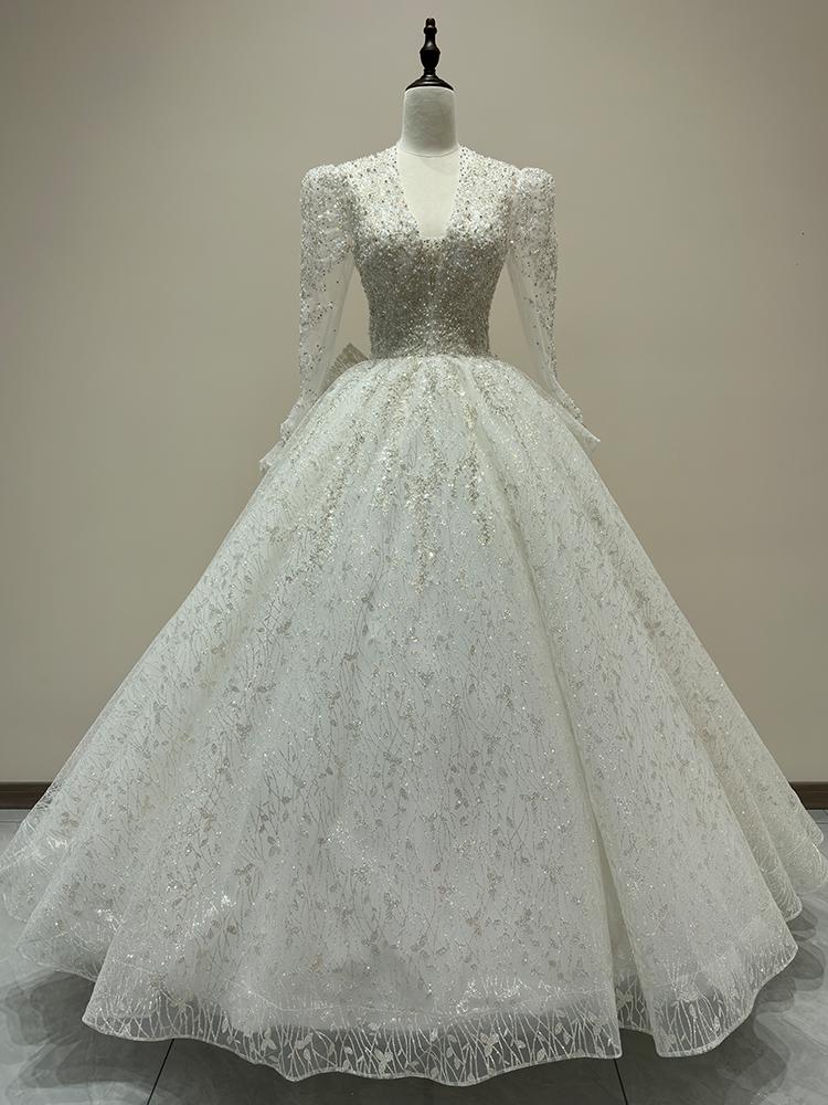 Long Sleeve Wedding Dress Sexy Deep V-neck Lace Applique Bridal Dress With A Bow