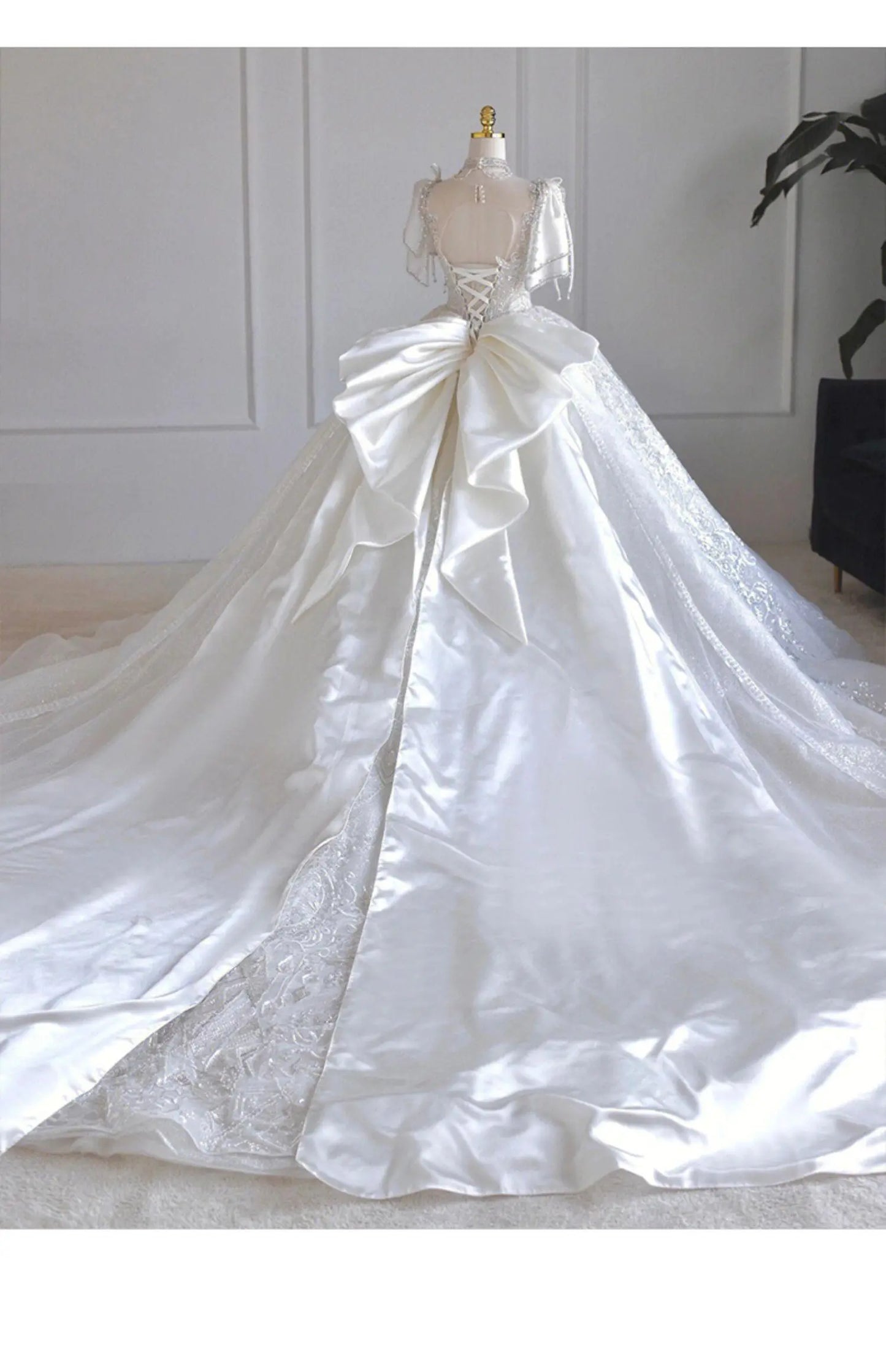 Boat Neck With Pearl Lace Up Bridal Short Sleeve Glittery Flower Satin Wedding Dress