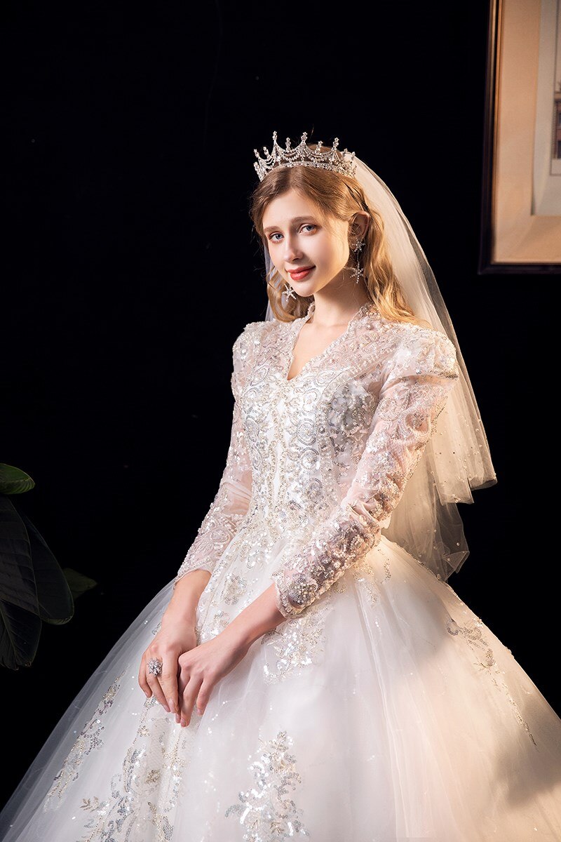 Luxury V Neck Long Sleeve Wedding Dress High Waist