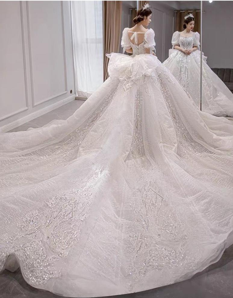 Luxury Wedding Dresses Shiny Big Beading Ball Gown With Long Train Bridal Dress Custom Made Plus Size Vestido De Noiva