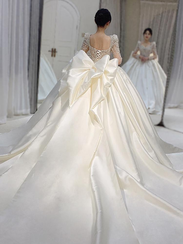 Long Sleeve Wedding Trailing Satin Lace Embroidery Bridal Dresses