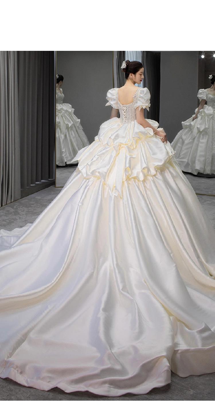 Satin Wedding Dress Lace Beading Shinny Lantern Sleeve Bridal Dress