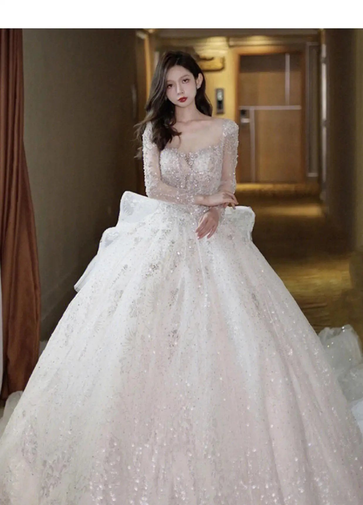 Long Sleeved Vintage Elegant Wedding Dress For Women Lace Sequined Beading Princess Ball Gown