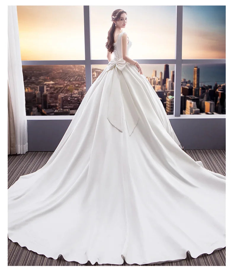 Vintage Square Collar Ball Gown Wedding Dresses Satin Simple Bride Dress With Bow Sleeveless