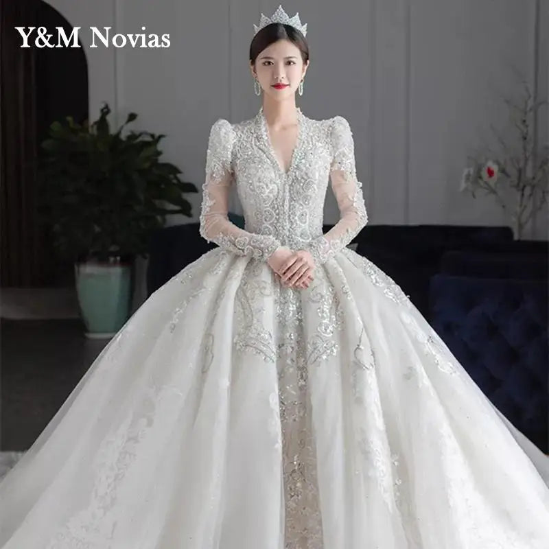 Luxury Bedading Long Sleeve Winter Wedding Dress V Neck