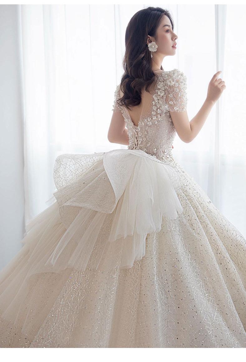 Luxury Short Sleeve Wedding Dress 2023 New Bridal Dress V Neck Beading Shinning Ball Gown Sweep Train