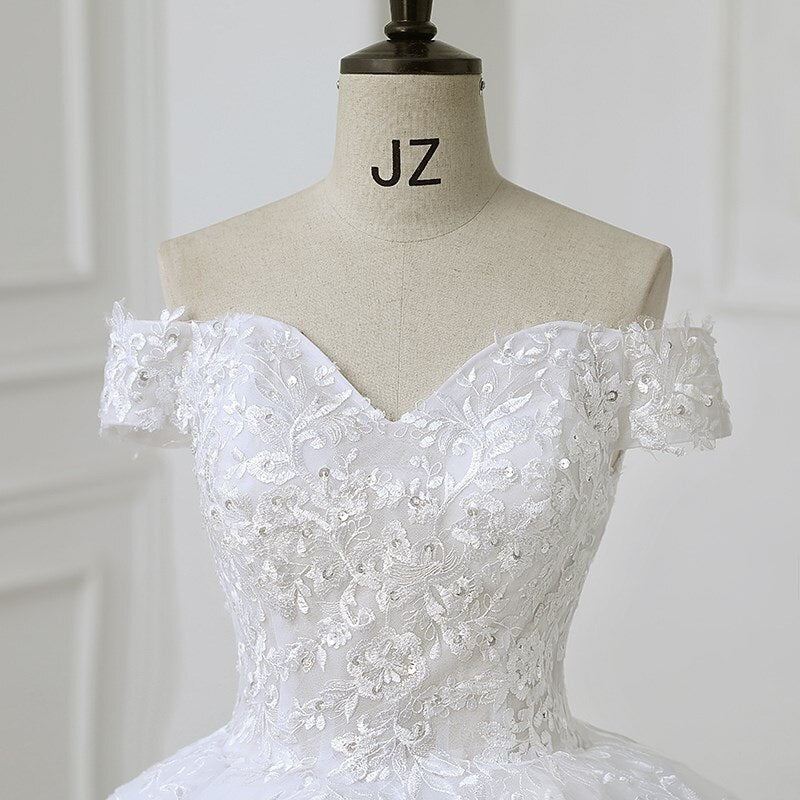 Luxury Applique Wedding Dress Off The Shoulder Lace Bridal Gown With Train Ball Gown