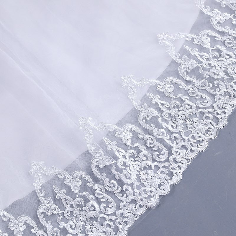 Luxury Crystal Beaded Wedding Dresses New Plus Size White Cap Sleeve Wedding Gown Pretty Lace On Neck Africa Style Wedding Dress