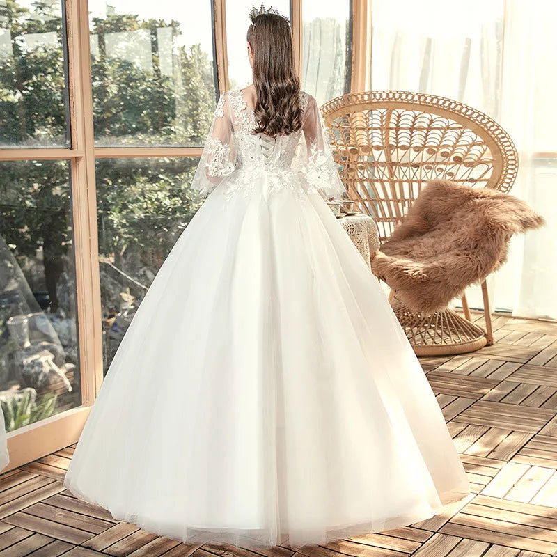 White Ball Gown Women Wedding Dresses Appliques Tulle Scoop Bridal Gowns