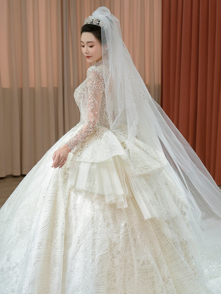 Luxury New O-neck Wedding Dress Long Sleeve Lace Applique Bridal Ball Gown Sweep Train