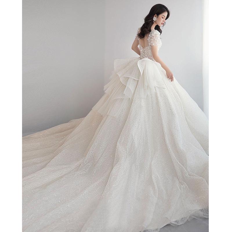 Luxury Short Sleeve Wedding Dress 2023 New Bridal Dress V Neck Beading Shinning Ball Gown Sweep Train
