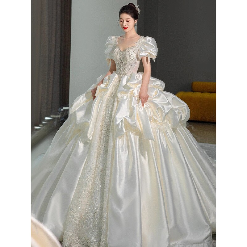 Satin Wedding Dress Lace Beading Shinny Lantern Sleeve Bridal Dress