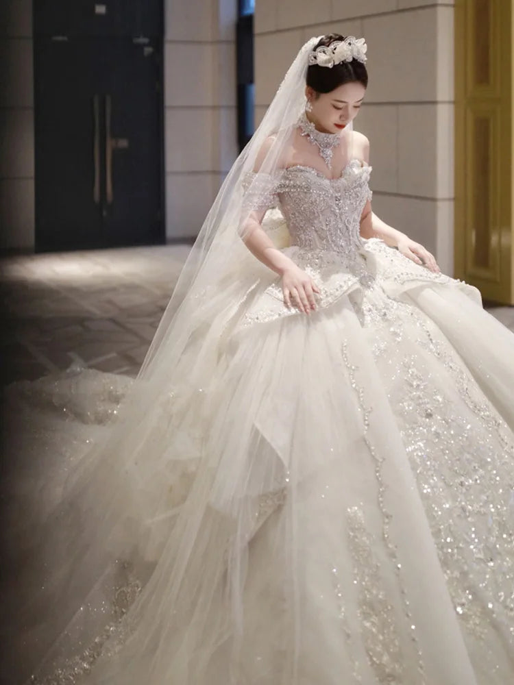 Luxury Wedding Dresses Witn Train Classic Boat Neck Wedding Ball Gown