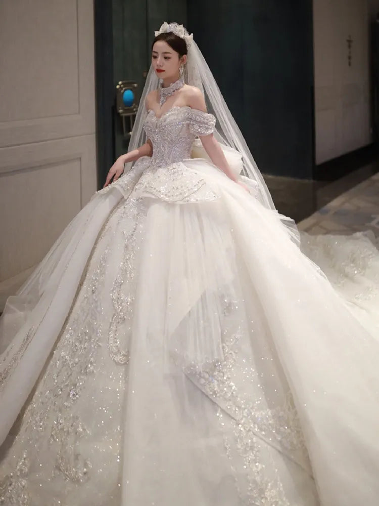 Luxury Wedding Dresses Witn Train Classic Boat Neck Wedding Ball Gown
