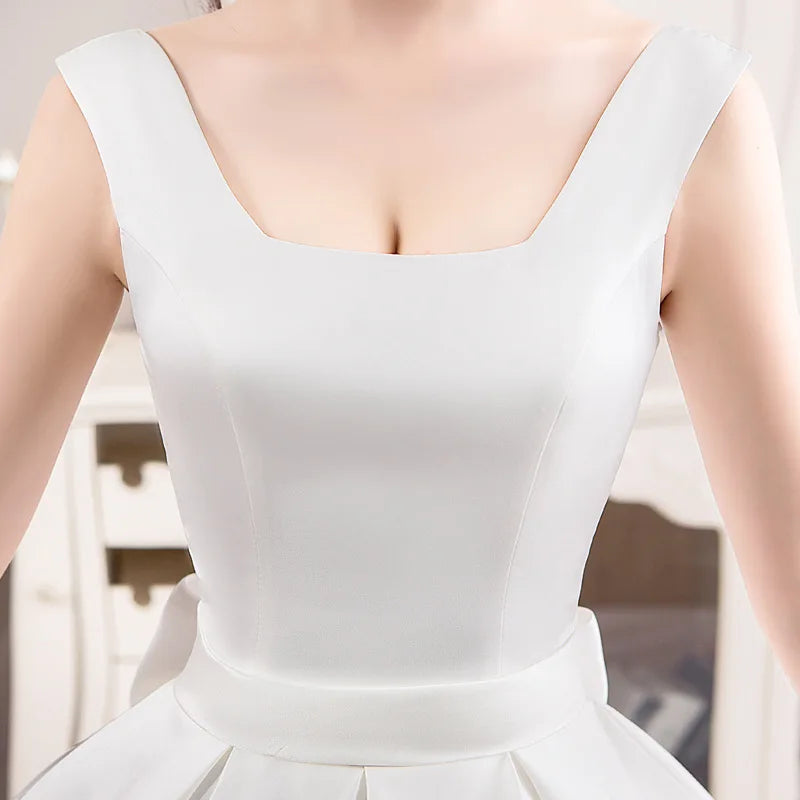 Vintage Square Collar Ball Gown Wedding Dresses Satin Simple Bride Dress With Bow Sleeveless