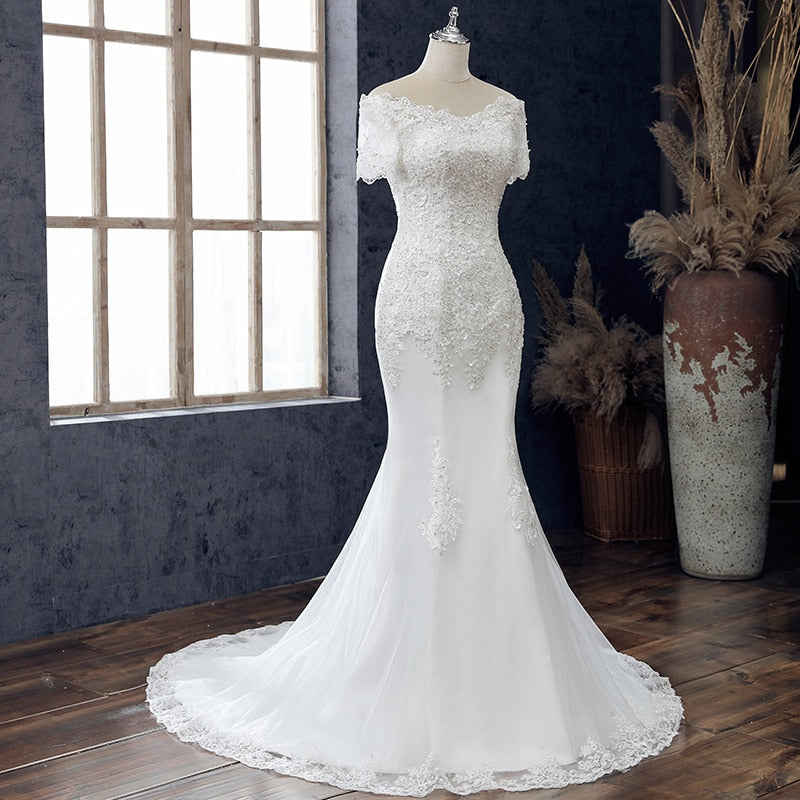 Lace Applique Wedding Dress Boat Neck Lace Up Short Sleeve Mermaid Bridal Dress