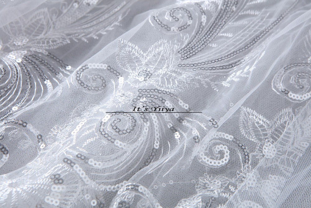 HOT Free shipping new 2015 white princess fashionable lace wedding dress romantic tulle wedding dresses Vestidos De Novia HS099