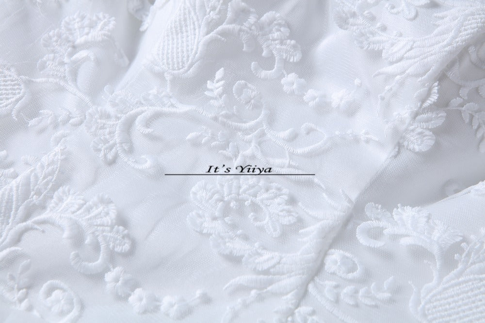 Free shipping New 2017 Summer Boat Neck Lace Sleeves Wedding Dresses Plus size Princess Bride Frocks Vestidos De Novia HS248