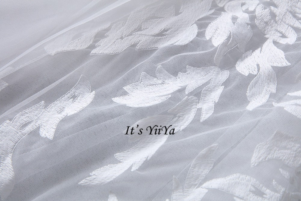 Vestidos De Novia Free Shipping Off white Bridal dress Bridal Ball gowns Sleeveless Frocks Lace Wedding dresses IY027