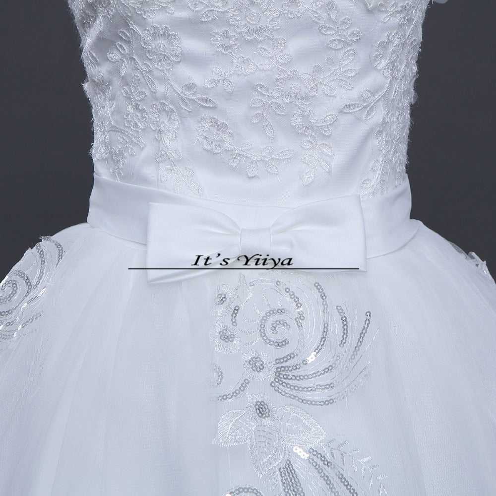 Free shipping 2017 new Bridal White wedding dress V-neck Flowers Lace up Princess Gowns Bride Frocks Vestidos De Novia HS221