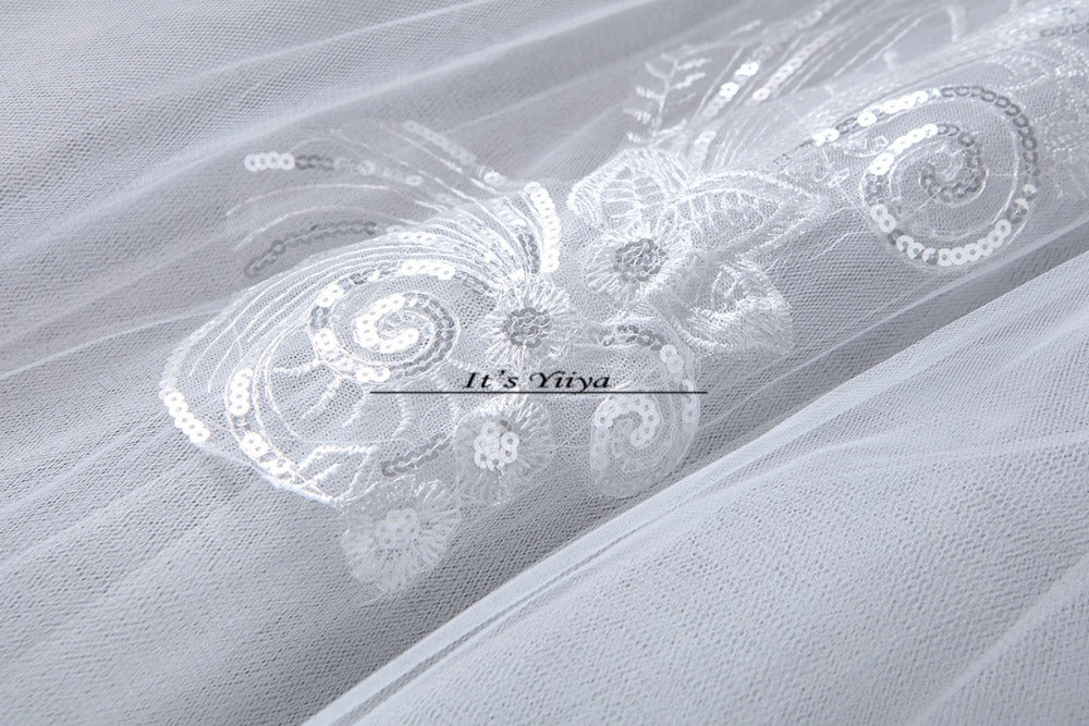 Free shipping 2017 new Bridal White wedding dress V-neck Flowers Lace up Princess Gowns Bride Frocks Vestidos De Novia HS221