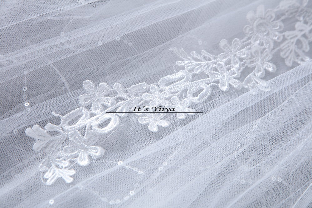 Free shipping YiiYa 2016 new V-neck Sleeveless Wedding Dresses Trailing Wedding Frocks White Train Bride Vestidos De Novia HS225